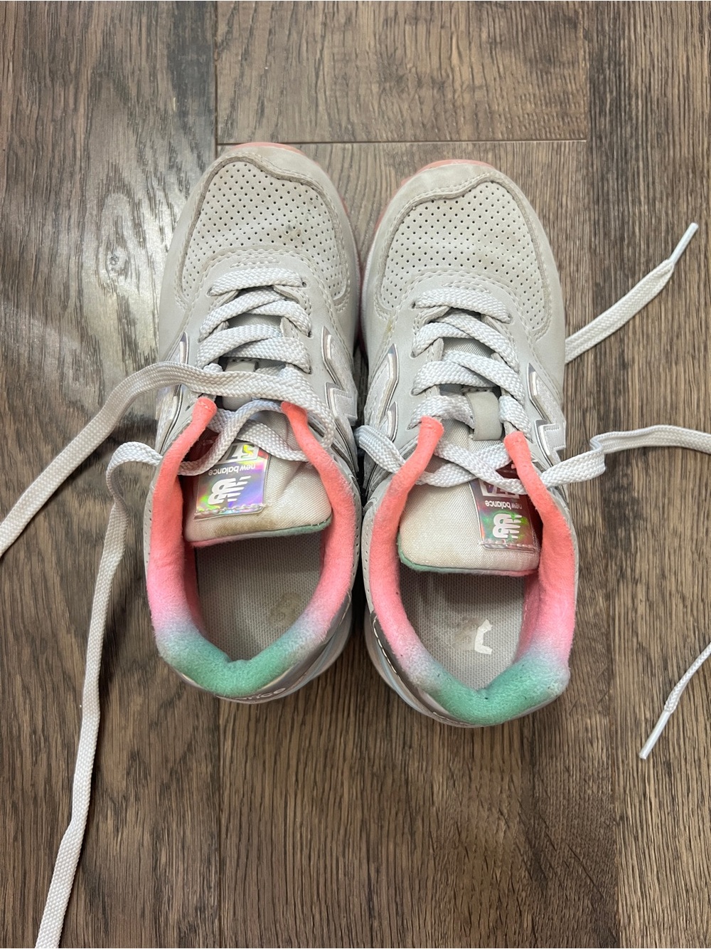 New Balance Kids Gray Sneakers with Pink and Mint Collar - Size 12